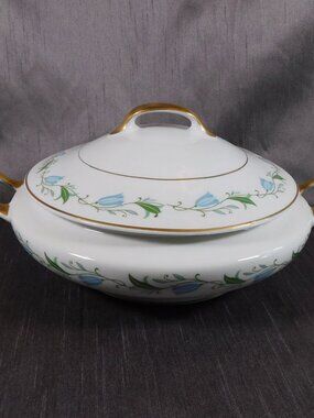 Royal Jackson Round Covered Vegetable Serving Dish in Sylvia # 25934